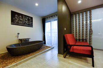Central Suite Residence 4*
